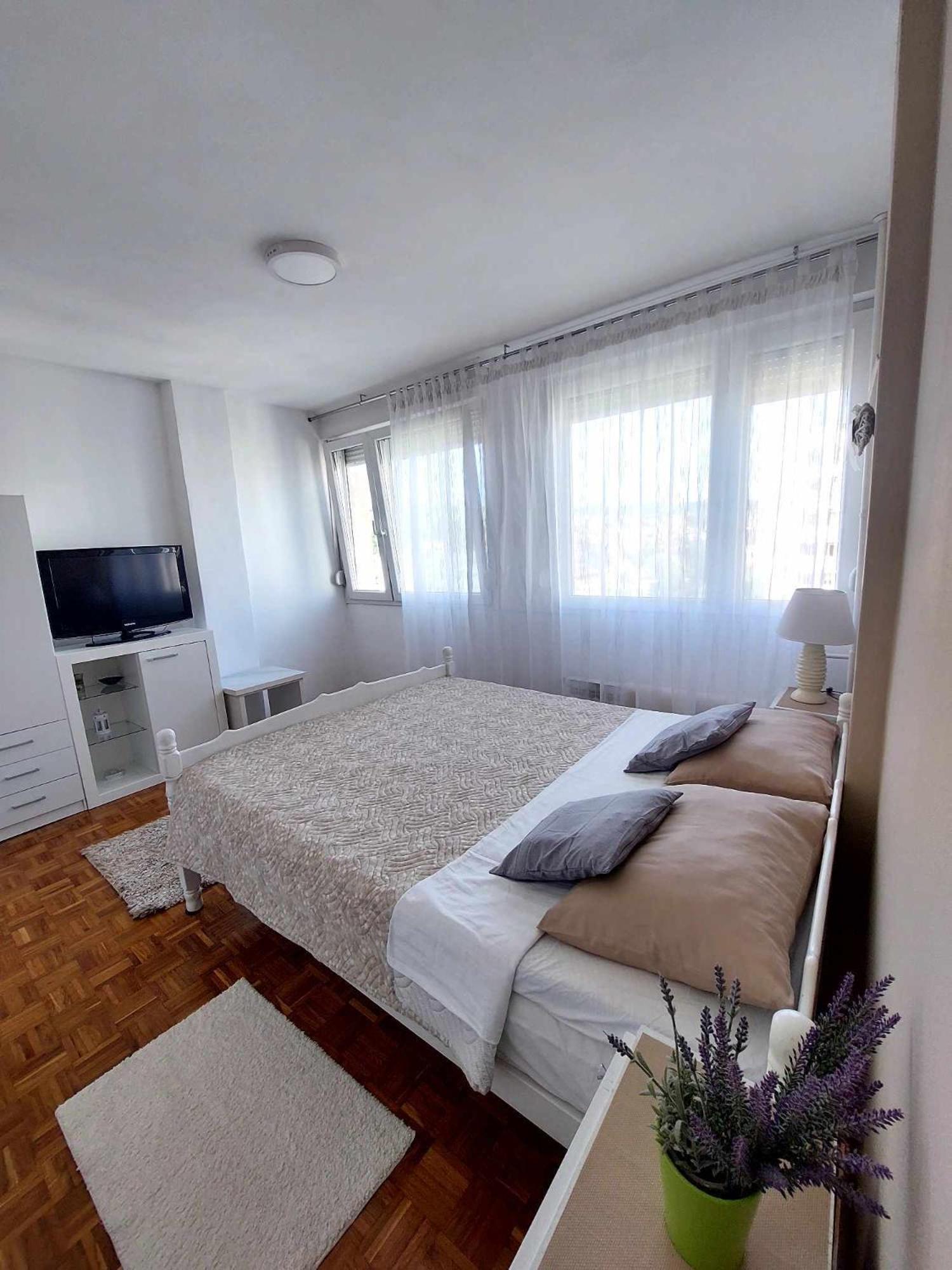 Apartman Maja 巴尼西卢卡 外观 照片