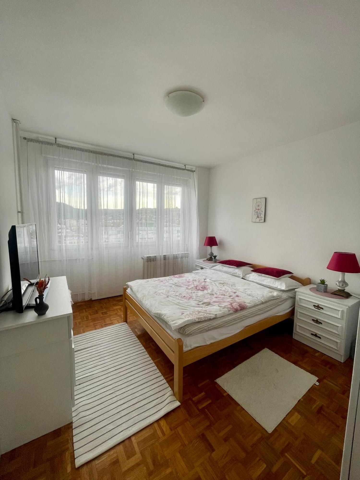 Apartman Maja 巴尼西卢卡 外观 照片